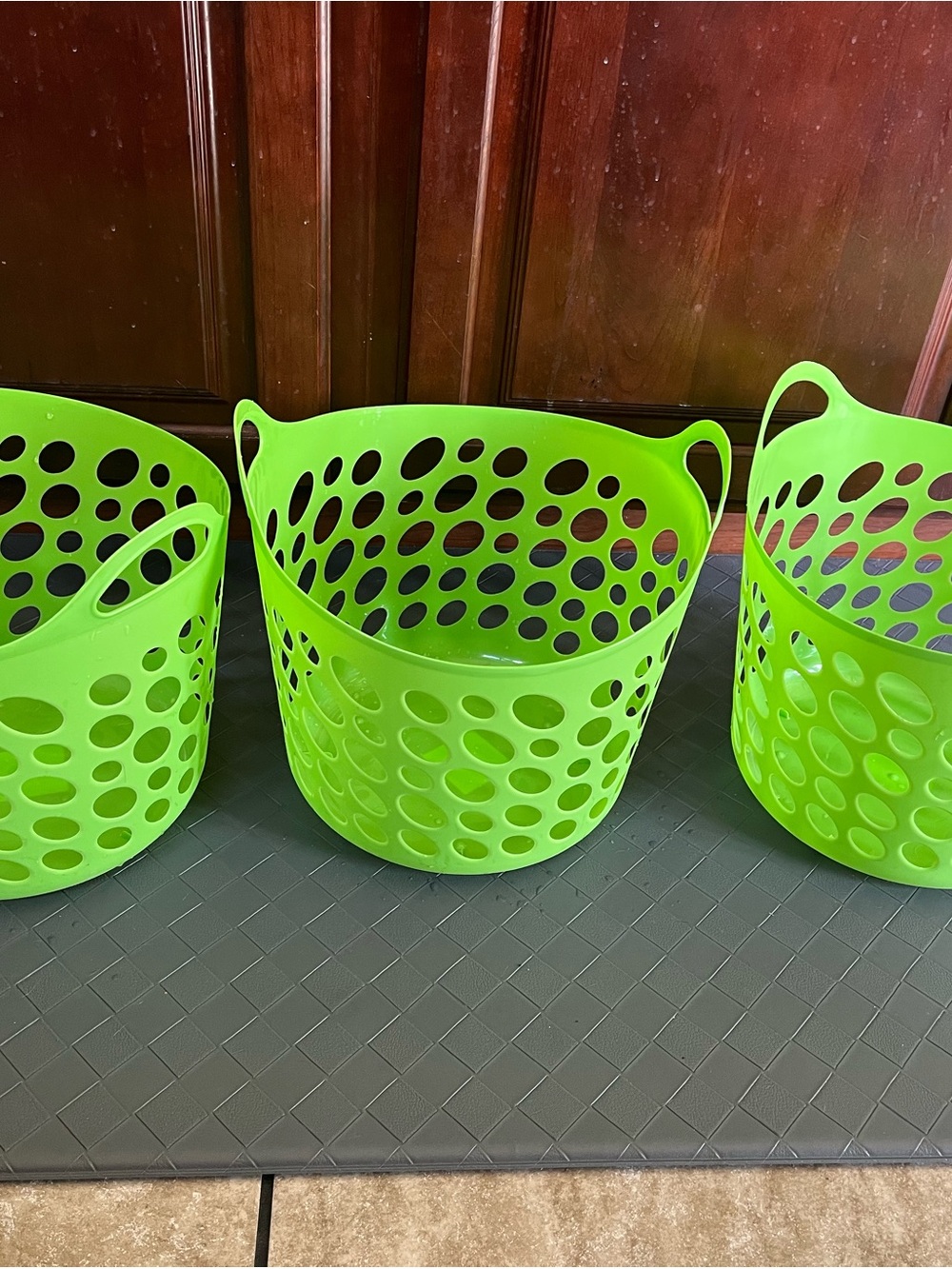 Set of 3 Green Plastic Baskets
